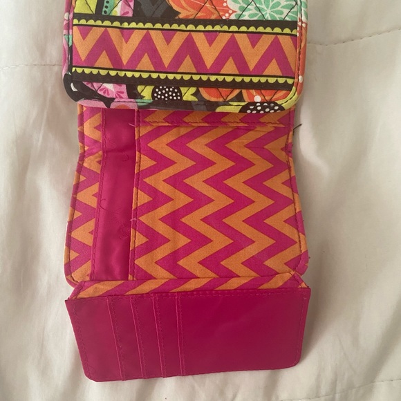 Vera Bradley wallet! - Picture 2 of 3